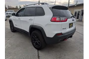 $22995 : 2019 Cherokee Trailhawk Elite thumbnail