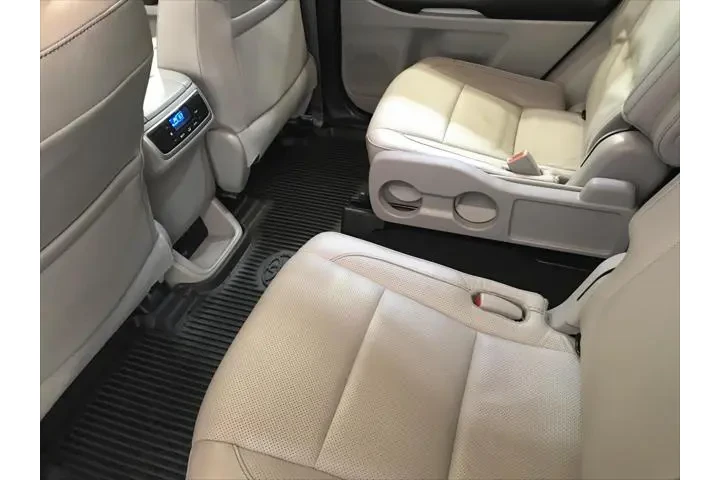 $25989 : Toyota Highlander 2019 AWD L image 6