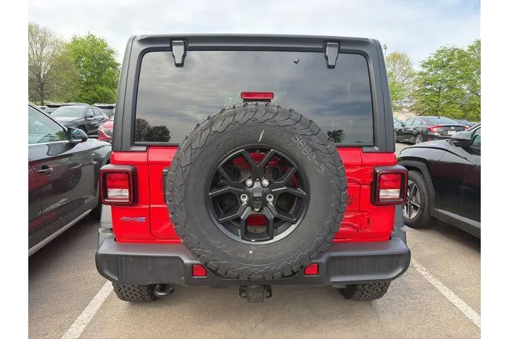 $33960 : Jeep Wrangler 2025 4x4 Willy image 5