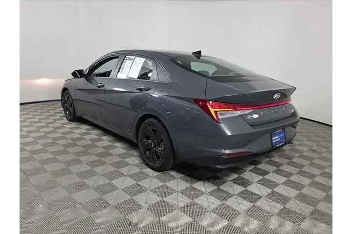 $18987 : Hyundai ELANTRA Hybrid 2023 image 6