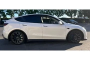 $28800 : Tesla Model Y 2022 AWD Long thumbnail