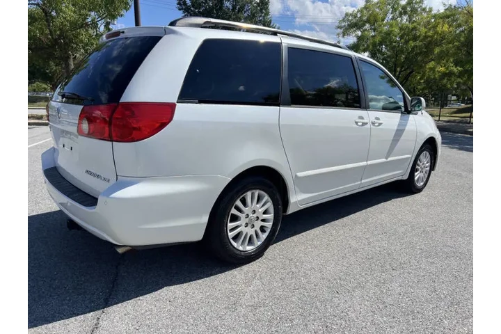 $8900 : 2008 Sienna XLE image 6