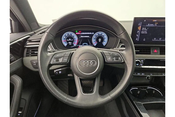 $26998 : Audi A4 2022 AWD quattro S l image 10