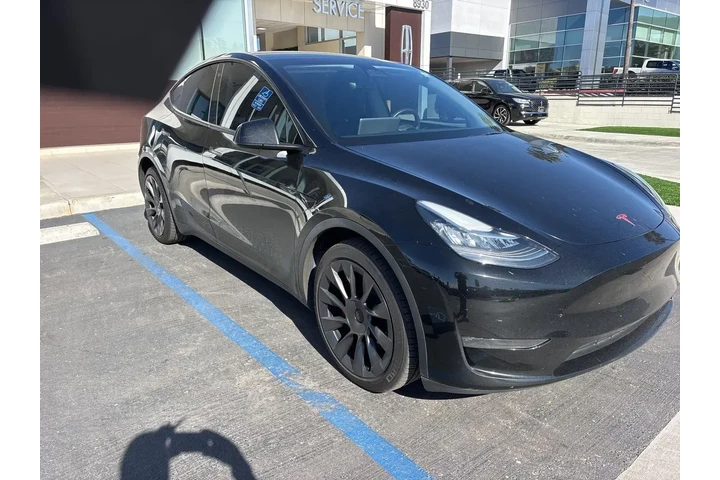 $30900 : Tesla Model Y 2023 AWD Long image 6