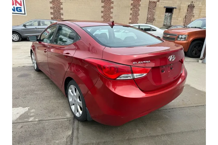 $7995 : 2013 Elantra Limited image 4