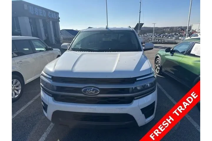 $37467 : Ford Expedition 2022 4x4 XLT image 2