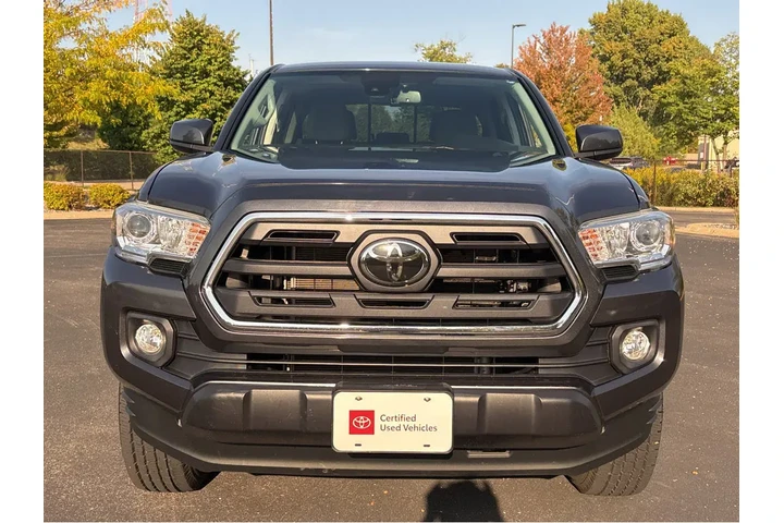 $35000 : Gold Certified2019 Tacoma 4WD image 8