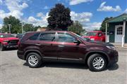 $7990 : 2015 Sorento thumbnail