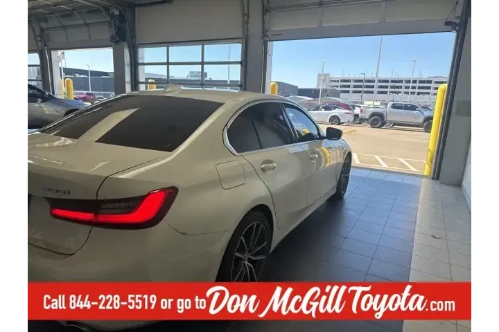 $16472 : BMW 3 Series 2019 330i 4dr S image 6