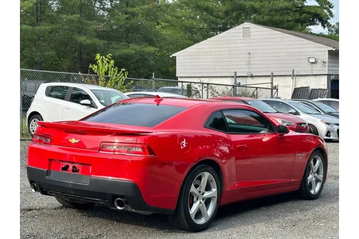 $18550 : 2015 Camaro SS image 8