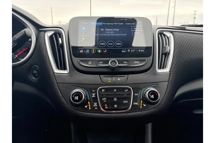 $19999 : Chevrolet Malibu 2025 LT 4dr image 10