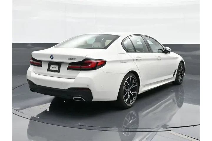 $39689 : BMW 5 Series 2023 530i 4dr S image 5