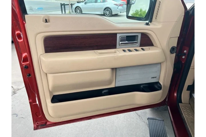 2014 F-150 King Ranch SuperCr image 10