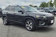 $28975 : PRE-OWNED 2021 JEEP CHEROKEE thumbnail