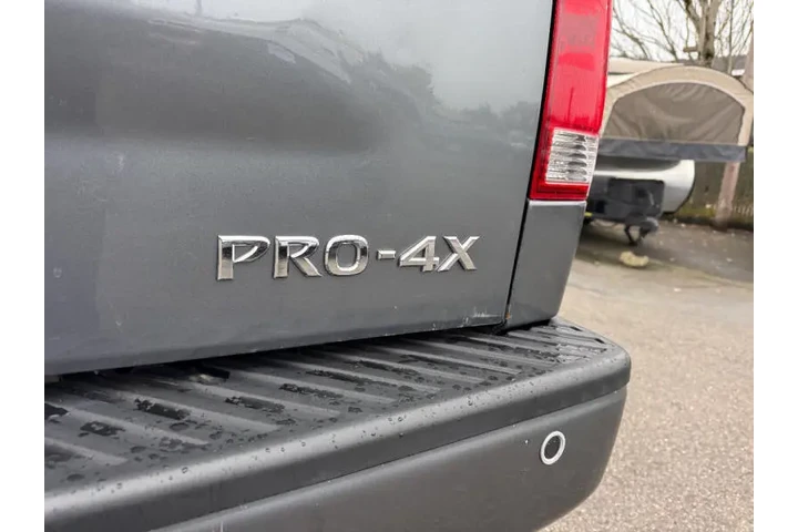 2013 Titan PRO-4X image 8