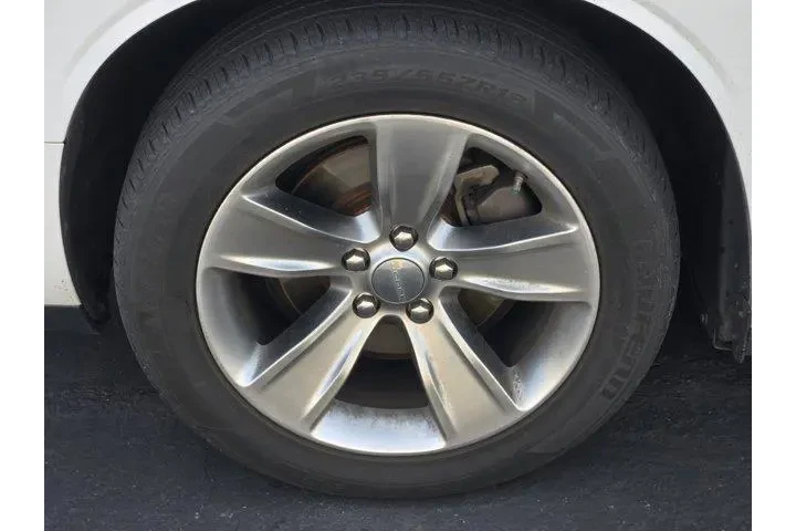 $16991 : Dodge Challenger 2019 SXT 2d image 3