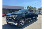 2023 GMC Sierra 1500 SLT Crew