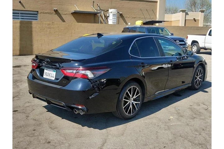 $25998 : Toyota Camry 2022 SE 4dr Sed image 5