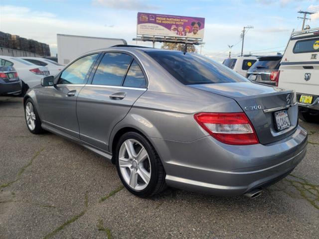 $9599 : 2010 Mercedes-Benz C-Class C image 9