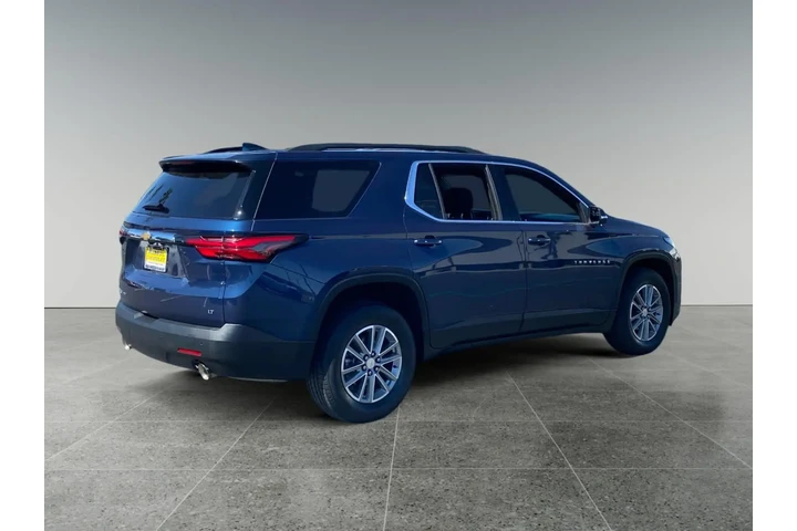 $32900 : Chevrolet Traverse 2023 4x4 image 5