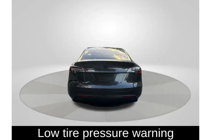 $28000 : Tesla Model Y 2024 Long Rang image 6
