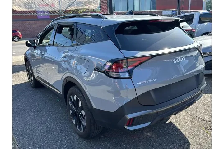 $27490 : Kia Sportage 2023 AWD X-Line image 4
