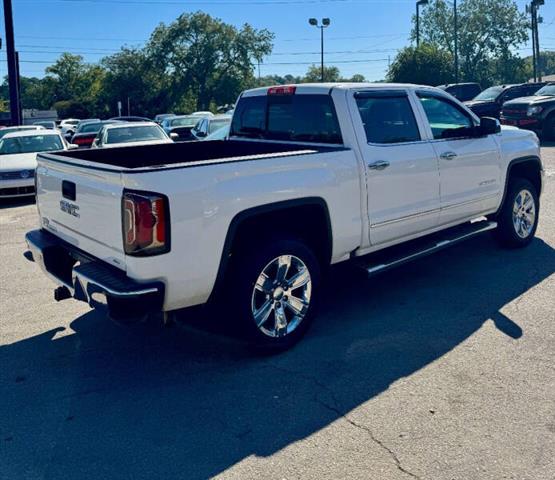 $17900 : 2018 GMC Sierra 1500 SLT image 9