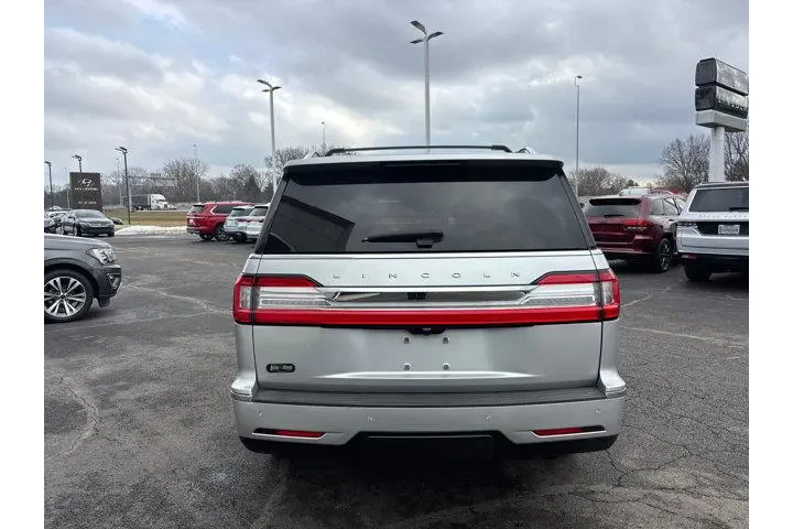 $32985 : Lincoln Navigator 2019 4x4 S image 6