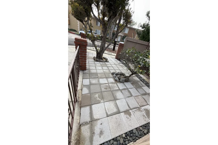 Trabajos de construcsion image 1