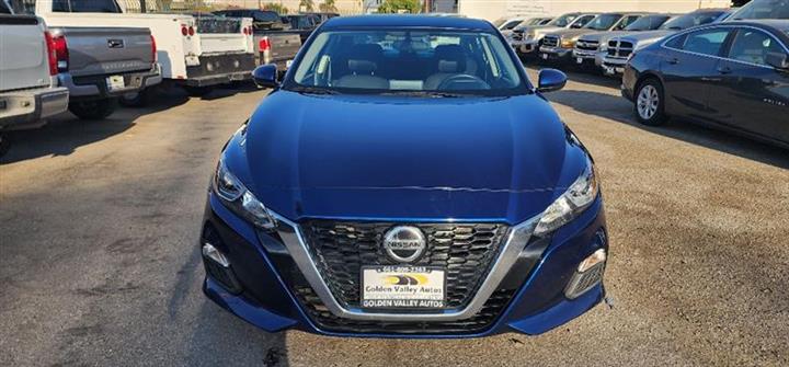 $13999 : 2020 Altima image 8