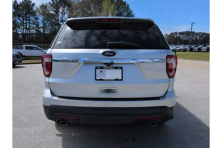$9000 : Ford Explorer 2017 Base 4dr image 6