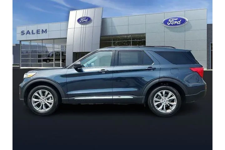 $35479 : Ford Explorer 2023 AWD XLT 4 image 6