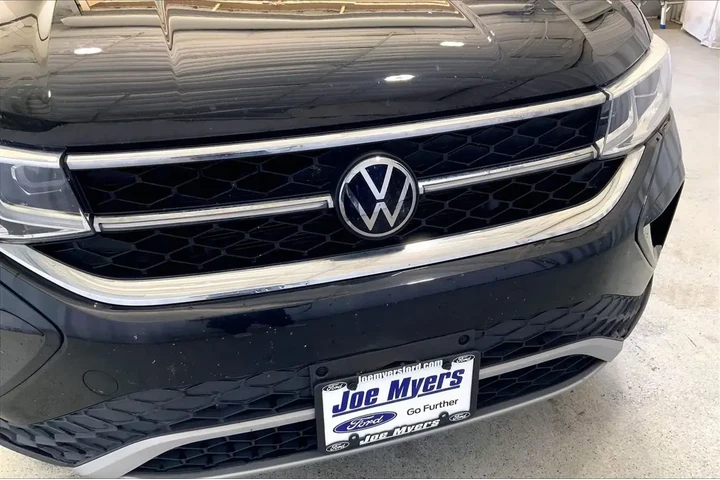 $22540 : Volkswagen Taos 2023 AWD SEL image 7