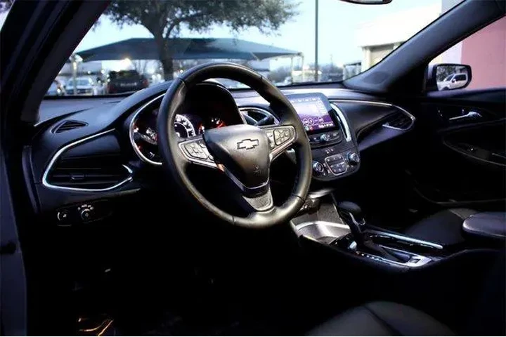 $21028 : Chevrolet Malibu 2024 LT 4dr image 8