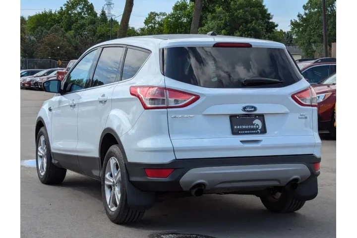 $8752 : 2015 Escape SE image 9