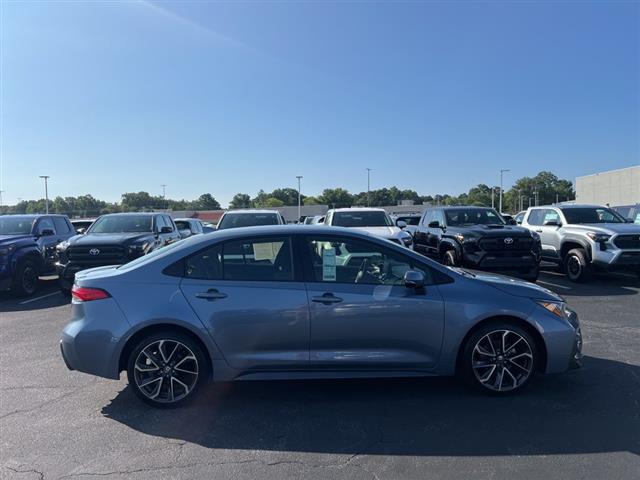 $20790 : PRE-OWNED 2022 TOYOTA COROLLA image 8