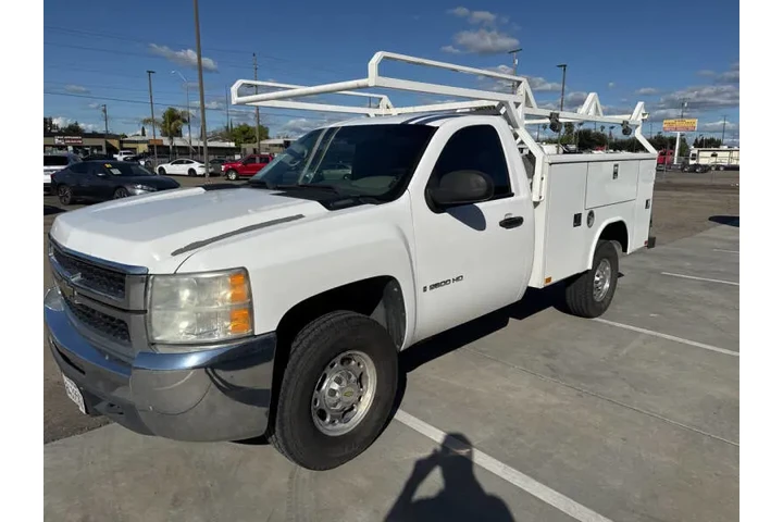 $7999 : 2009 Silverado 2500HD Work Tr image 1
