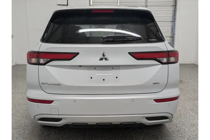 $31897 : Mitsubishi Outlander 2024 AW image 5