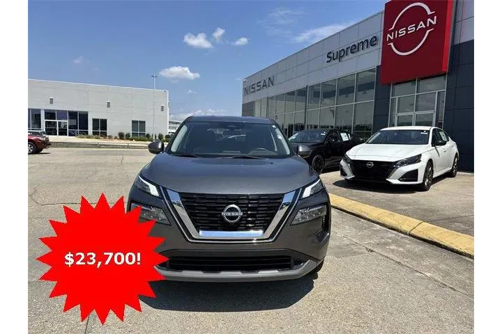 $21900 : Nissan Rogue 2023 SV 4dr Cro image 2