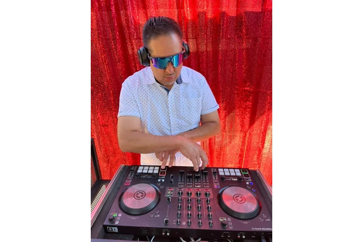 Dj Tony Reyes image 9