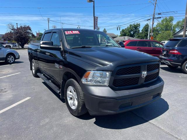 $23995 : 2017 RAM 1500 CREW CAB image 2