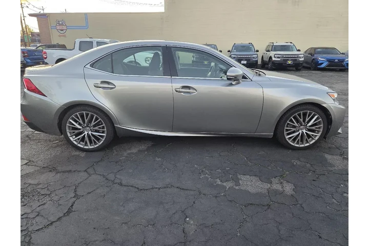 $18950 : Lexus IS 250 2014 4dr Sedan image 8
