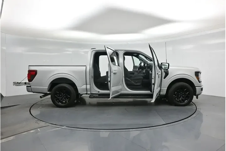 $39384 : Ford F-150 2024 4x2 XLT 4dr image 5