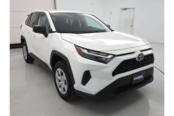 $27998 : Toyota RAV4 2024 AWD LE 4dr image 1