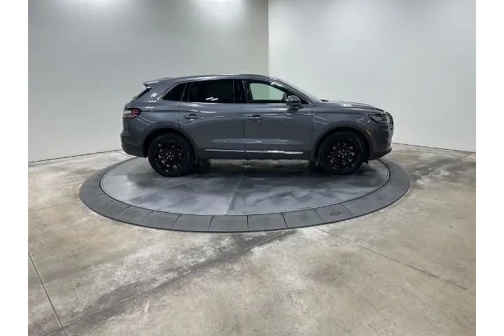 $39874 : Lincoln Nautilus 2023 AWD Re image 5