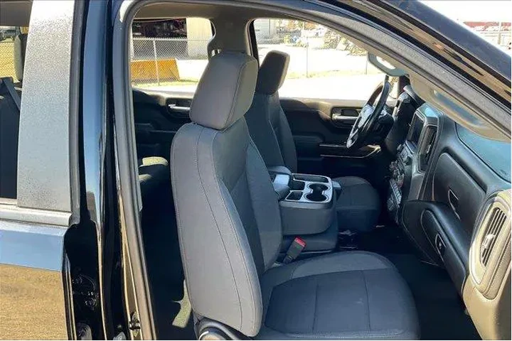 $33796 : Chevrolet Silverado 1500 Lim image 7