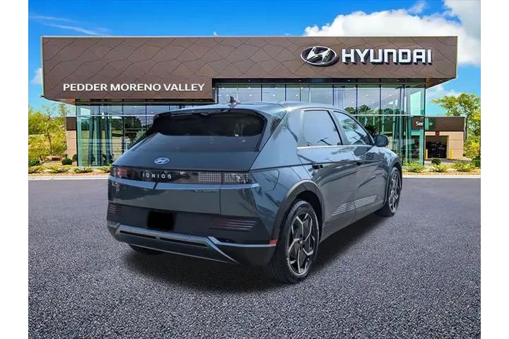 $23573 : Hyundai IONIQ 5 2024 SE 4dr image 3