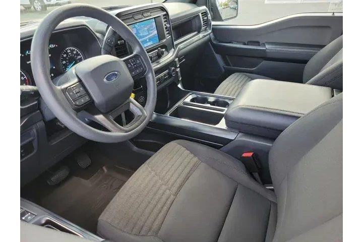 $38000 : Ford F-150 2023 4x2 XL 4dr S image 3