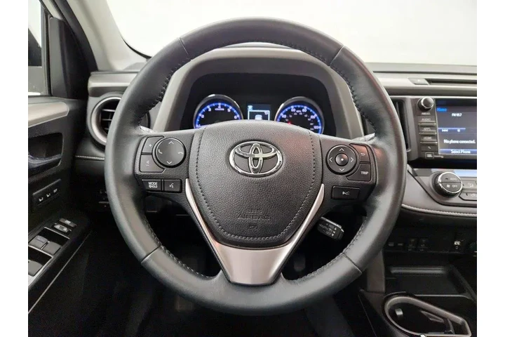 $23998 : Toyota RAV4 2016 AWD Limited image 10