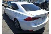 $27600 : Lexus IS 200t 2017 4dr Sedan thumbnail